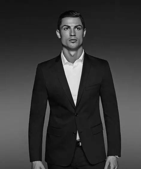 都体：美国投资者收购了卡利亚里部分股份，双方已经正式签约（都体：美国投资者购入卡利亚里部分股权，协议已正式签署）