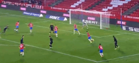 世体：西蒙尼正在考虑多种方案，以应对勒诺尔芒伤缺一个半月（世体：勒诺尔芒将缺阵约六周，西蒙尼酝酿多套应对方案）