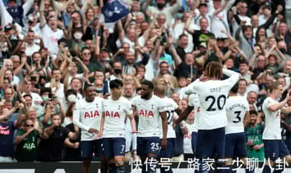 他又是最后一攻的英雄（他又一次成为决胜时刻的英雄）