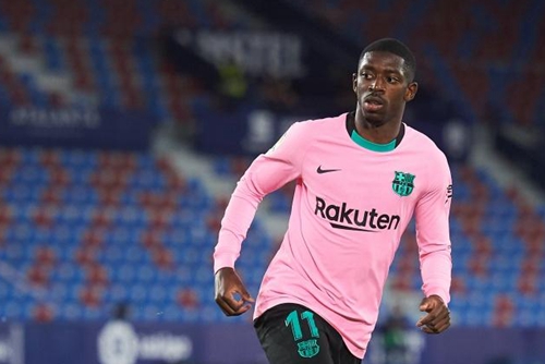 NBA：凯尔特人延续强势 双探花合砍60分（NBA：绿军势头不减 双探花携手轰下60分）