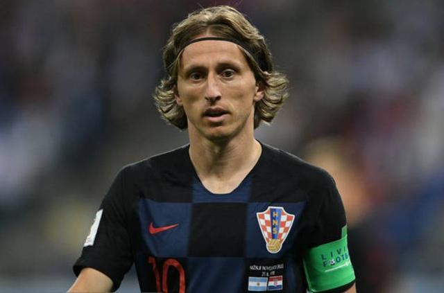 世联赛：日本女排升第3，中国女排跌至第7，意大利豪取十连胜（排球世联赛：日本女排升至第三，中国女排降至第七，意大利强势十连胜）