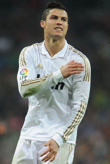 英媒：前曼联天才莫里森加入PFA夏训营，保持状态寻找新下家（英媒：前曼联天才莫里森参加PFA夏训营，为保持状态寻新东家）